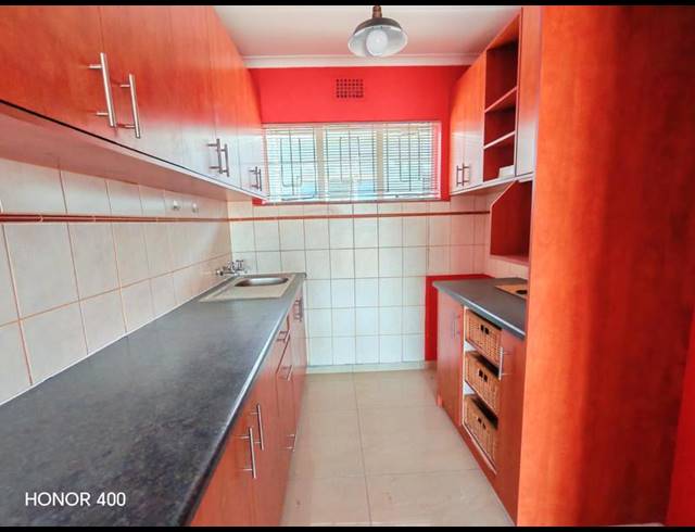 2 BEDROOM PROPERTY TO RENT IN WOODSTOCK UPPER